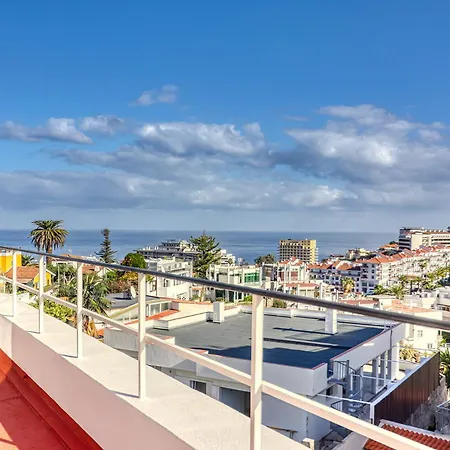 Spacious Penthouse With King-size Bed, Huge Terrace, Ocean & Teide View Apartment Puerto de la Cruz (Tenerife)