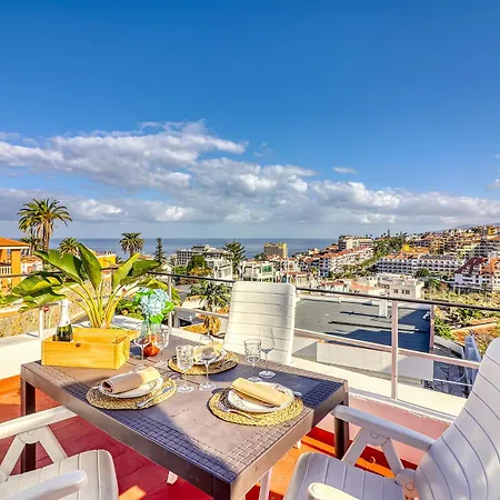 Spacious Penthouse With King-size Bed, Huge Terrace, Ocean & Teide View Apartment