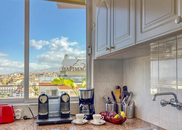 Apartament Spacious Penthouse With King-size Bed, Huge Terrace, Ocean & Teide View