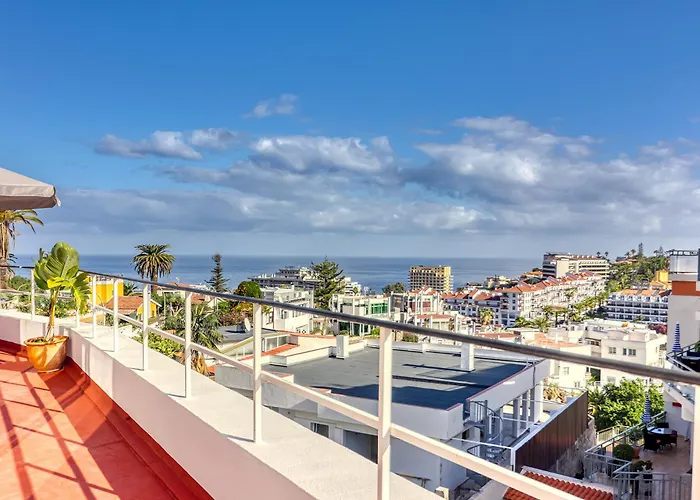 Spacious Penthouse With King-size Bed, Huge Terrace, Ocean & Teide View Apartament Puerto de la Cruz (Tenerife)